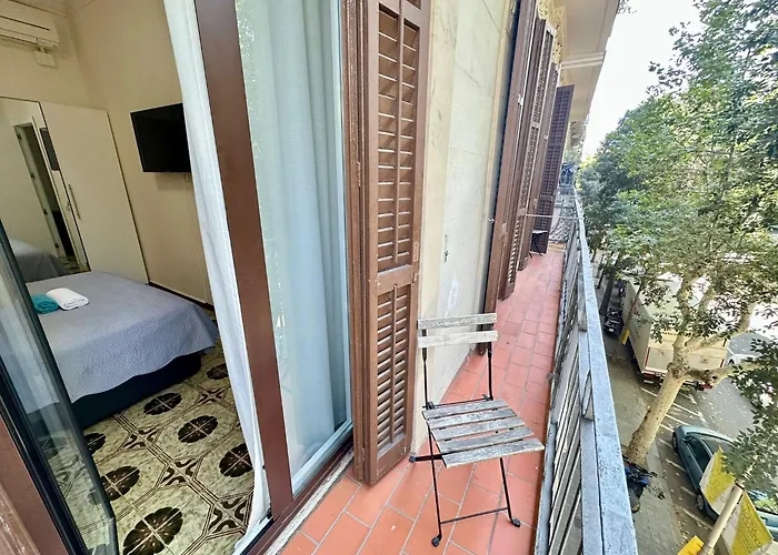 Apartamiento Diputacion Bed & Breakfast 3*