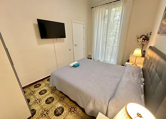 ベッド・アンド・ブレックファスト Apartamiento Diputacion 3*